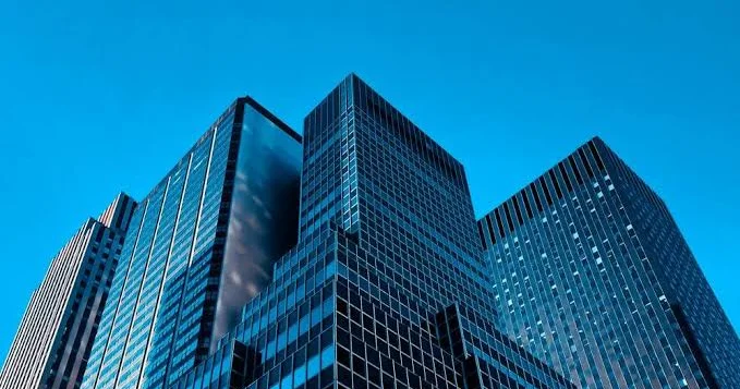 Bazar qaydalarını pozan şirkətlərə yeni cəzalar təbiq olunacaq