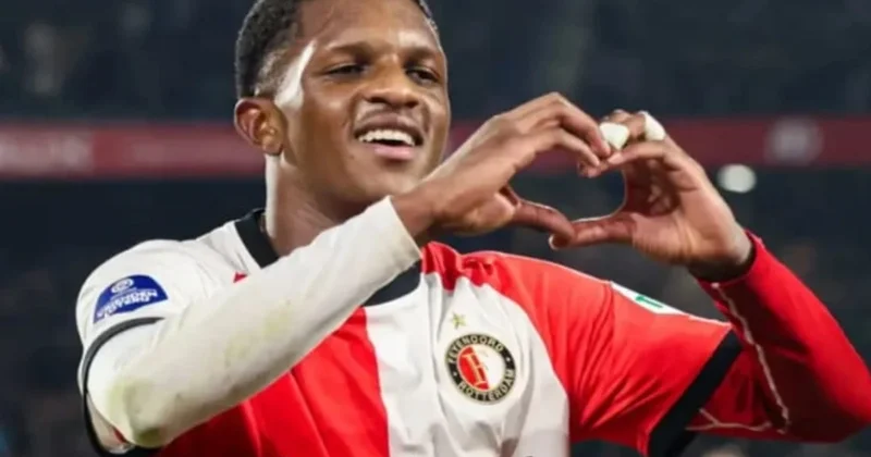 Bavariya 19 yaşlı futbolçunun transferi üçün danışıqlara başlayıb