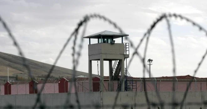 Aclıq aksiyası keçiriən Kərimin vəziyyəti ağırlaşdı