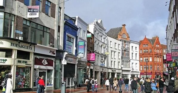 Süni intellekt dünyanı dəyişir: iki ölkədə seçkini “uddu”