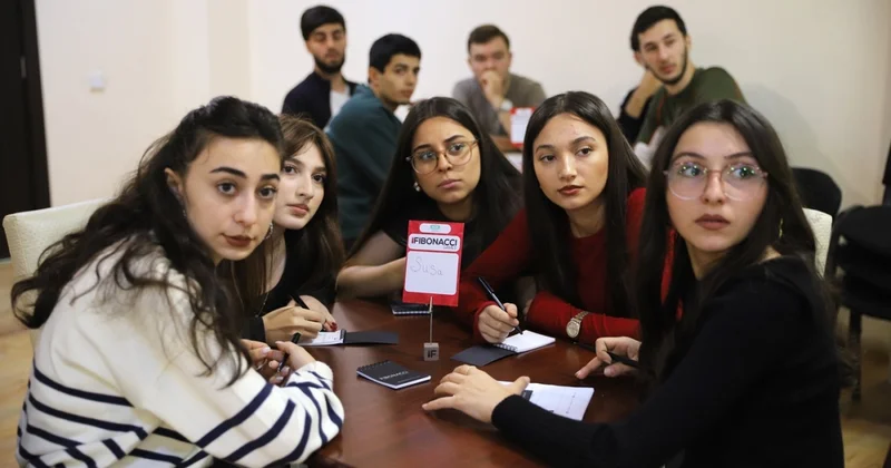 Gəncə Dövlət Universitetin tələbələri region birincisi oldular