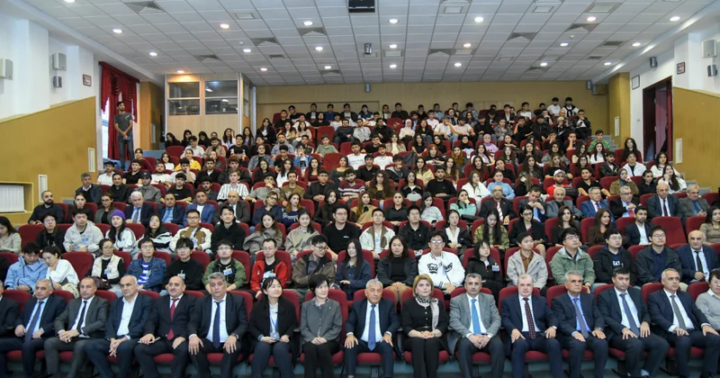 BMU da çinli doktorantların iştirakı ilə keçirilən seminarın bağlanış mərasimi olub