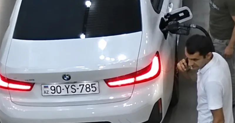 Özünü polis kimi təqdim edən şəxs tutuldu Əlindəki oyuncaq silah imiş Video