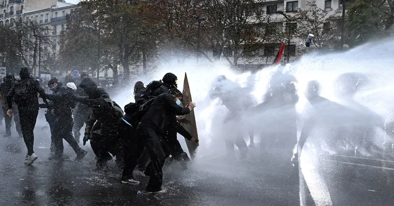 Fransa yeni etiraz dalğasına hazırlaşır: hökumət sərt tədbirlər vəd edir