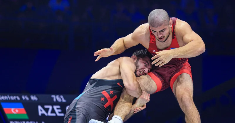 Арсений Джиоев проиграл в финале чемпионата мира У Азербайджана две медали в вольной борьбе