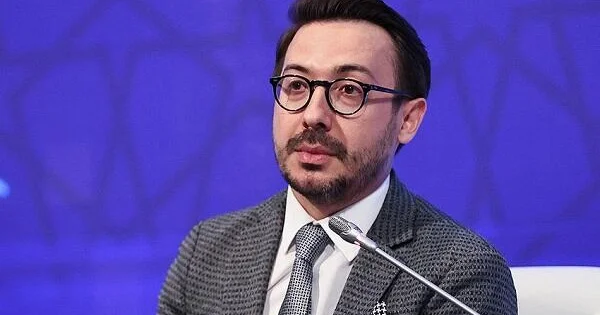 Azərbaycanla aramıza kimlər girir? AA nın baş direktoru