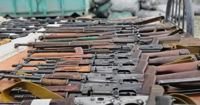 İraqda təxminən 1,2 milyon ədəd odlu silah müsadirə edilib KONKRET