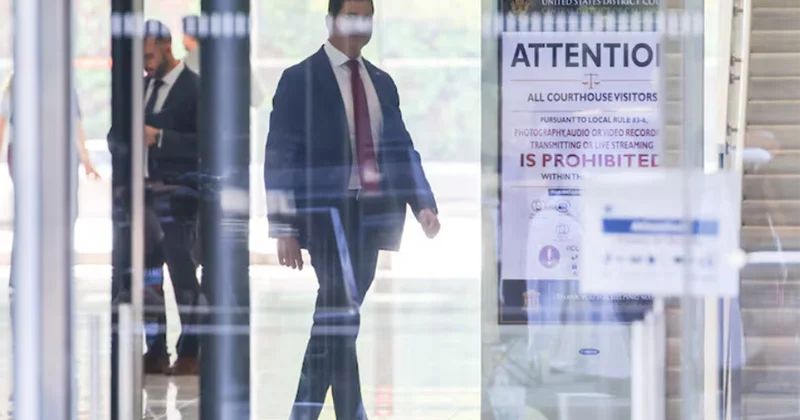 Seçkilərə günlər qalmış Tramp administrasiyasına ağır zərbə