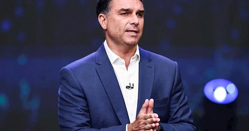 Seçkilərdə uduzan Bolsonaro ABŞ yə niyə qaçdığını açıqladı