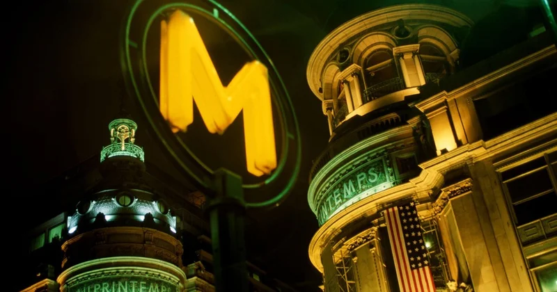 Более 40 станций метро Парижа закроют по требованию полиции