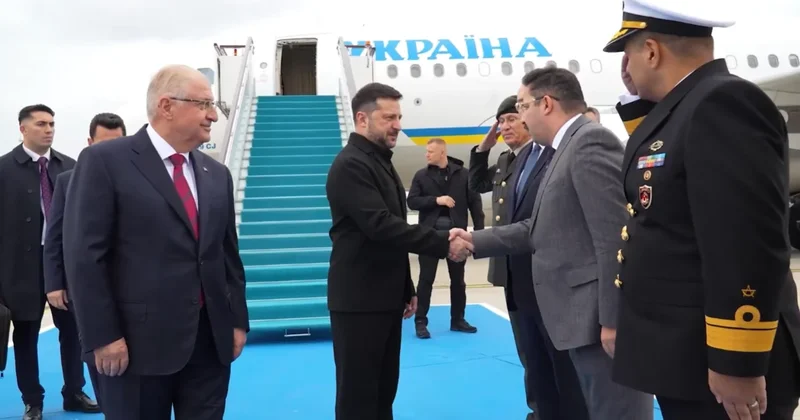 Zelenski təhlükəsizlik və gəmiçilik məsələləri üzrə danışıqlar aparmaq üçün İstanbula gəlib