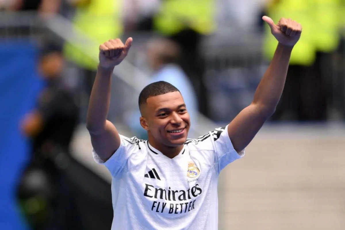 Mbappe dekabrda Realın ən yaxşı oyunçusu seçilib