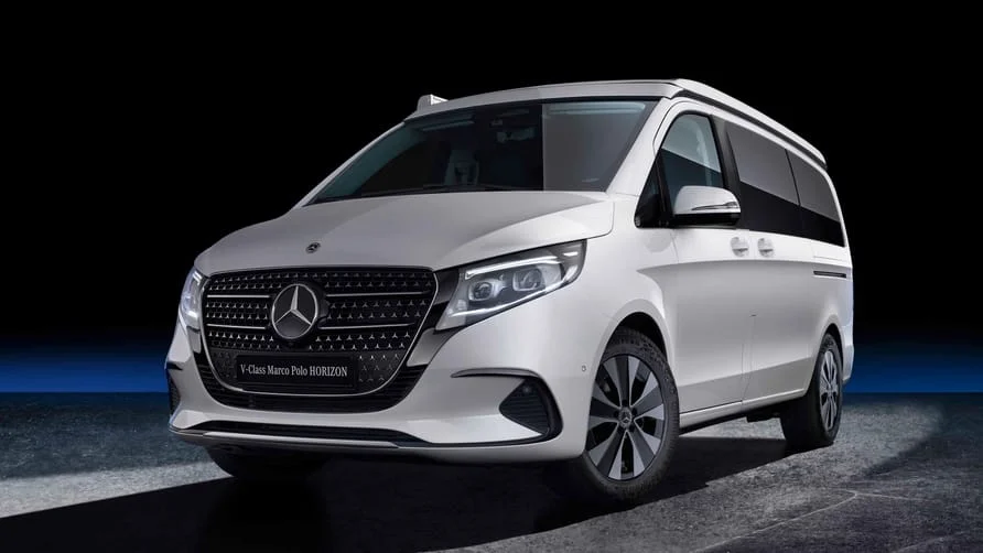 Mercedes kamper 7 nəfər və 5 çarpayı üçün nəzərdə tutulub