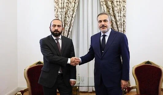 Fidan və Mirzoyan bu məsələləri müzakirə etdi