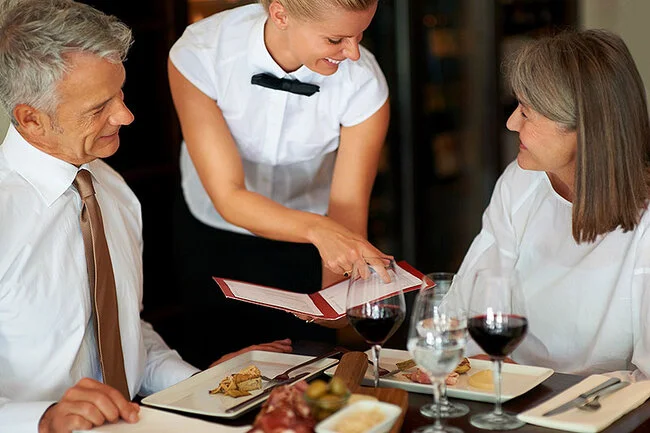 Restoranlarımızda dil problemi: “Dil üçün cərimələrin tətbiq edilməsi...”ARAŞDIRMA+ÖZƏL