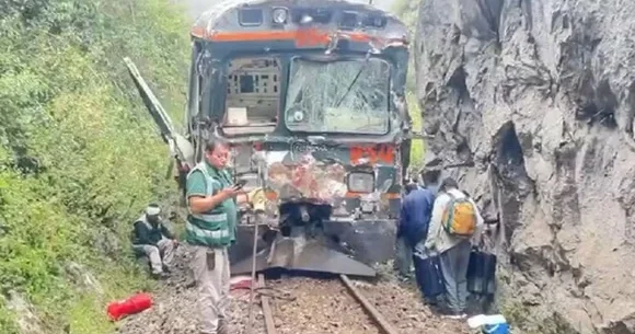 Лобовое столкновение поездов в Перу: один погибший и около 40 раненых