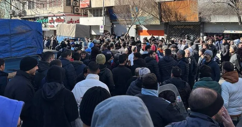 Иран трещит по швам: на улицах революция иранский эксперт Хасан Мансур отвечает на вопросы