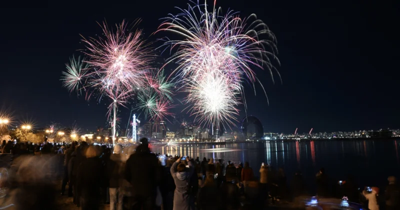 Праздничный салют в Баку