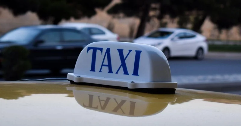 Bakıda qəribə ELAN: Pulu gətirmək adı ilə düşüb sizə pulu atacaq VİDEO