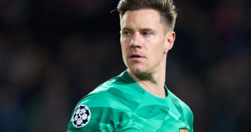 Məşhur qapıçı “Barselona“nı digər Kataloniya klubuna dəyişir