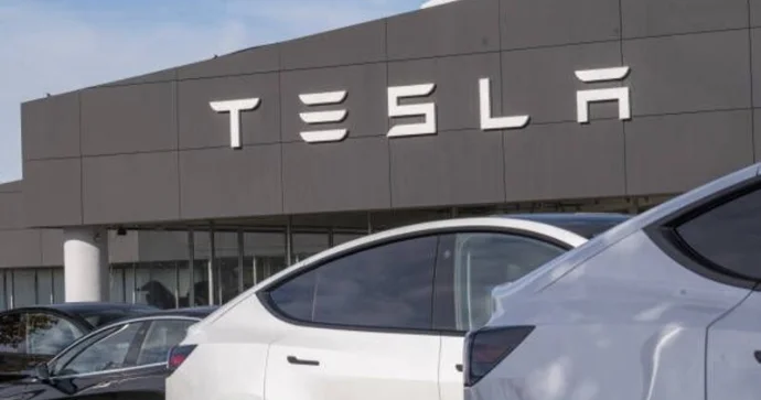 Vergi güzəştlərinin ləğvi və rəqabət Tesla nın satışlarına mənfi təsir göstərir