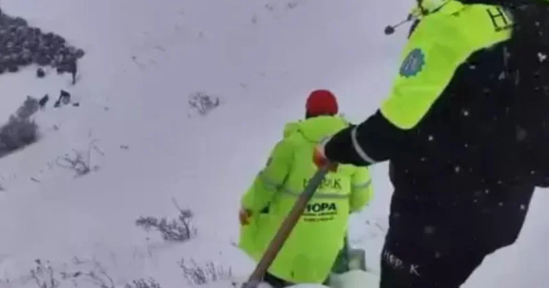 Türkiyədə qar uçqunu olub 3 nəfər itkin düşdü FOTO