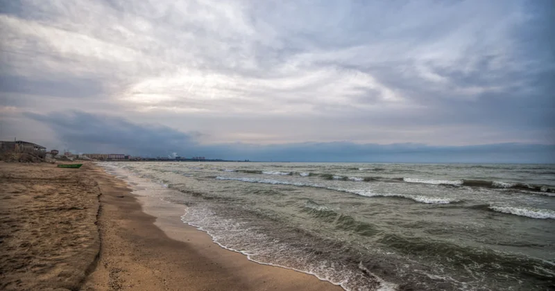 Нет снега, что с нефтью? Уходит Каспий, мелеет Кура! беды с прошлого года