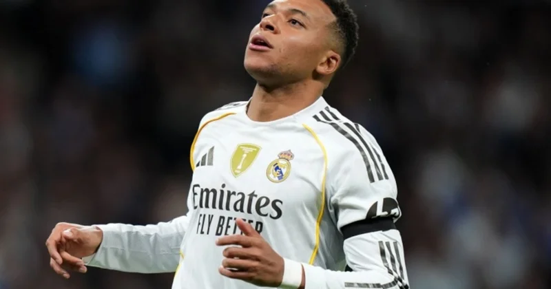 Mbappe bütün rəqiblərini geridə qoydu