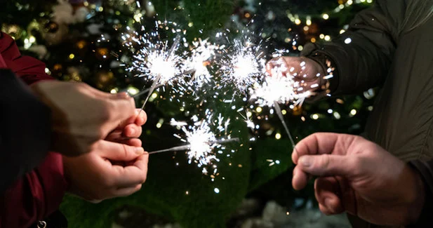 İlahiyyatçı Əkrəm Həsənov: Yeni il gecəsi insanın özünə hesabat verdiyi, sabaha ümidlə baxdığı bir zamandır