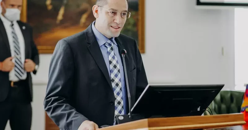 Посол Израиля обратился к азербайджанцам с праздничным видеообращением