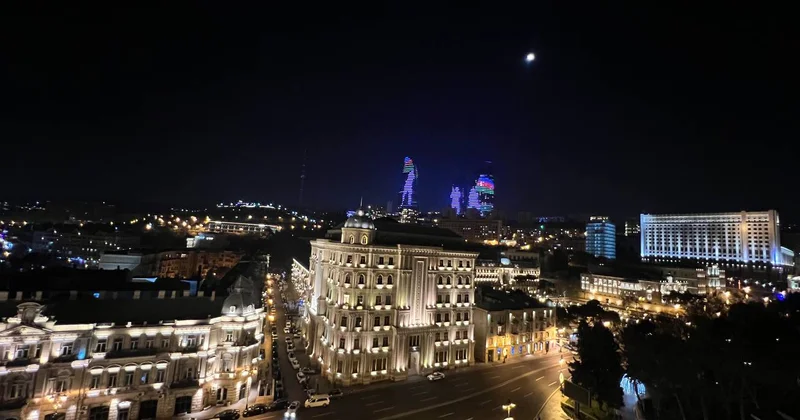 Bakı gecələrinin gözəlliyi FOTO