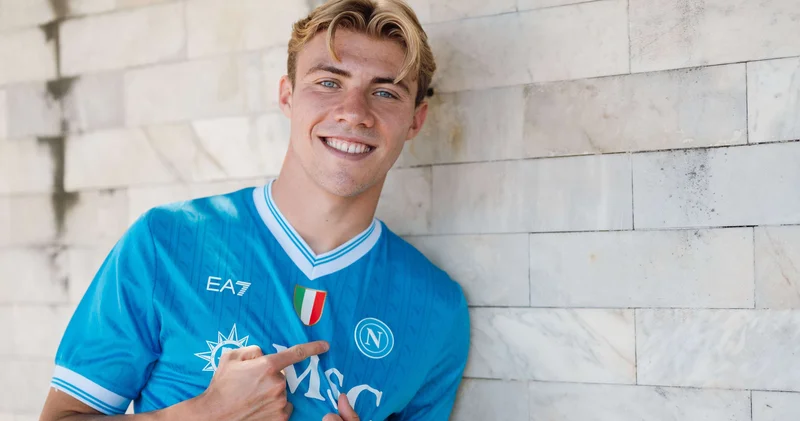 İtaliya klubu Mançester Yunayted ə milyonlar qazandıracaq