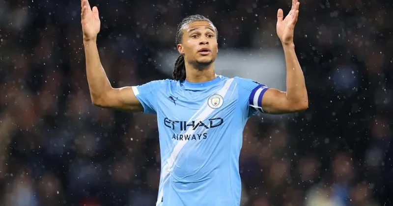 Natan Ake “Vest Hem”ə keçməkdən imtina edib