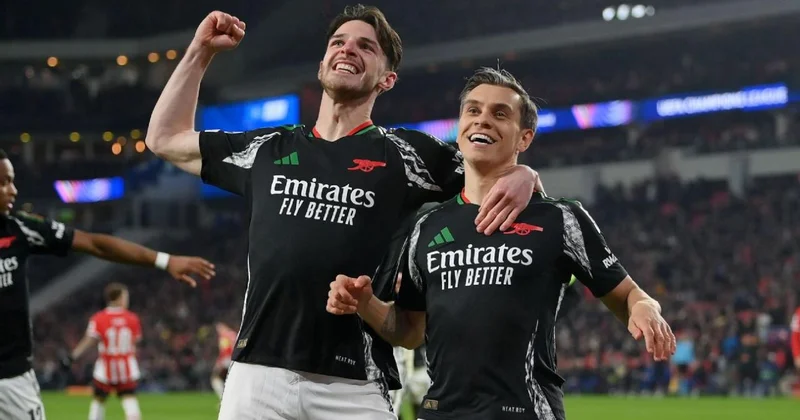 “Arsenal” darmadağınla qalib gəldi