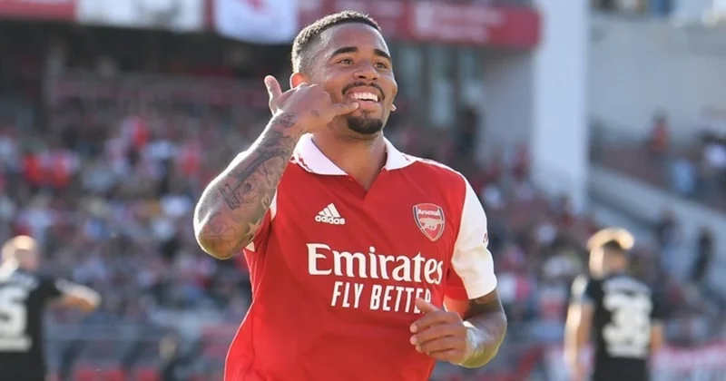 Arsenal ın məşhur futbolçusu İngiltərə futbolunun tarixinə düşüb