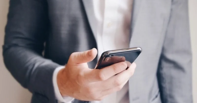 В Азербайджане объем транзакций мобильного банкинга вырос в ноябре на 36%