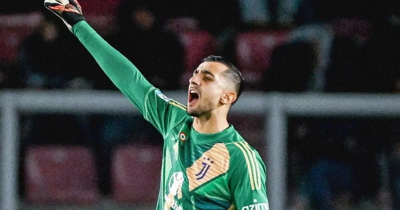 Yuventus Genoa komandasının transfer təklifini geri çevirib