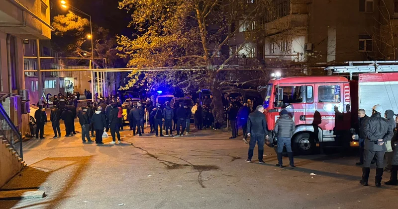 Bakıda Yeni İlin ilk dəqiqələrində yanğın VİDEO