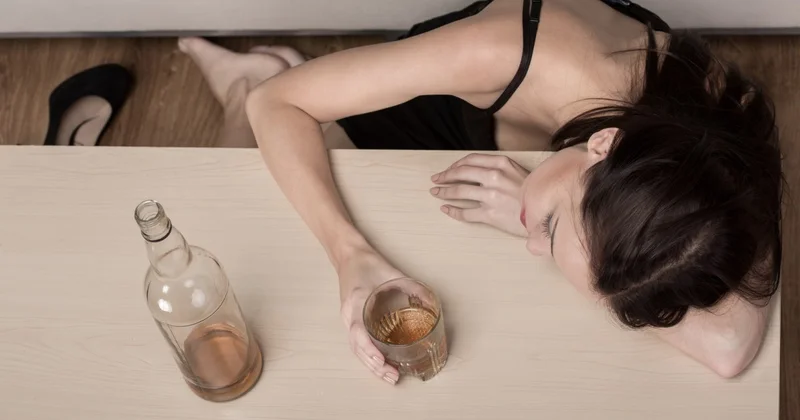 Нарколог: У женщин алкоголь выводится на 15 20% медленнее, чем у мужчин