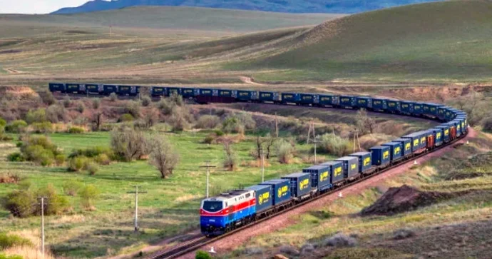 Orta Dəhlizin potensialının üzə çıxarılması sərhədlərarası fintexin inkişafını sürətləndirəcək ADB