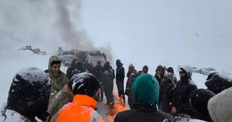 Türkiyədə qar uçqununa düşənlərdən 1 nin cəsədi tapıldı YENİLƏNİB